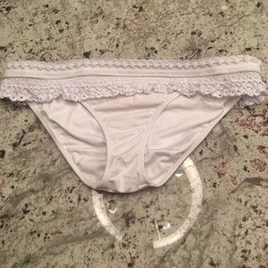Small Victoria secret bottoms